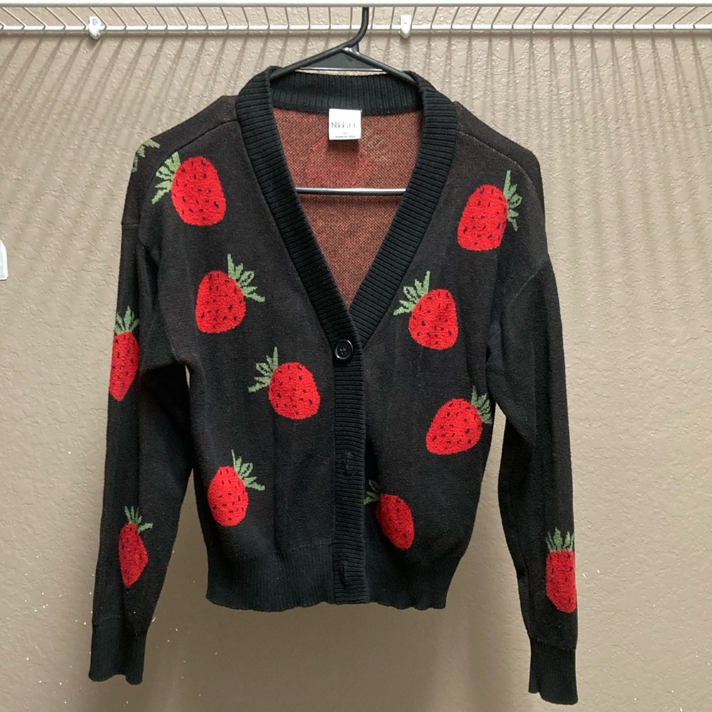 Nikka K Strawberry Cardigan XS